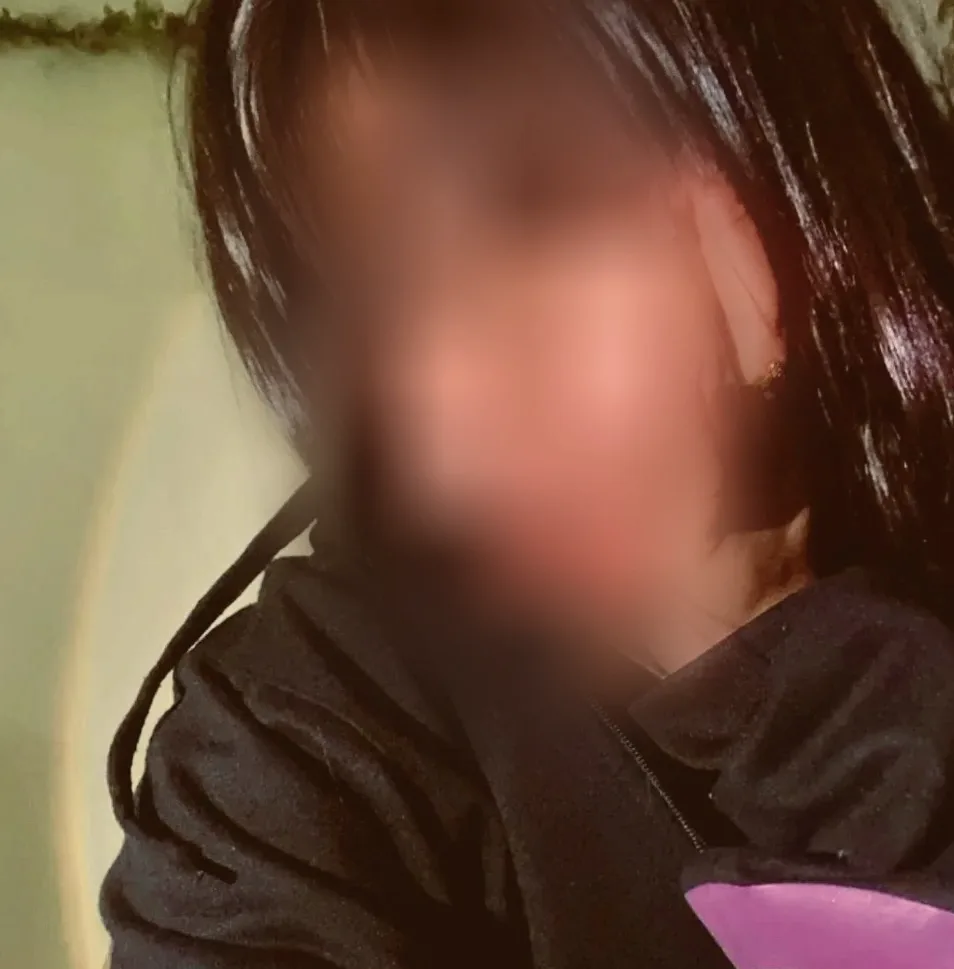 Cindy, 18
