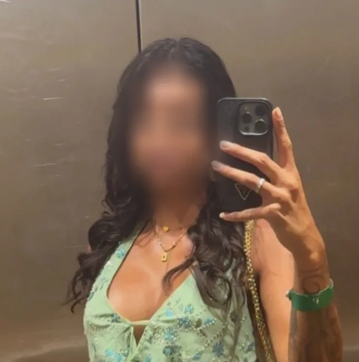 Marlies, 23
