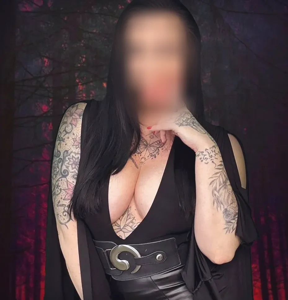 Merel, 39