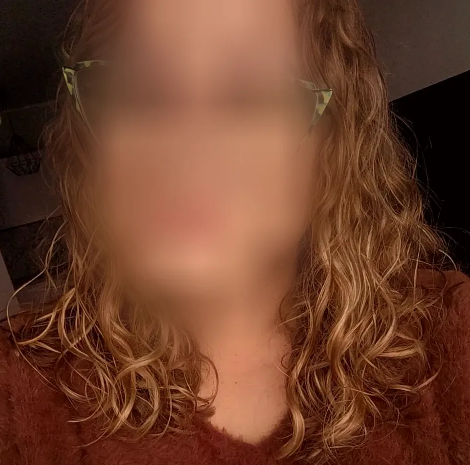 Zainab, 29